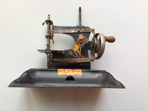 Vintage casige sew matic toy - vintage,