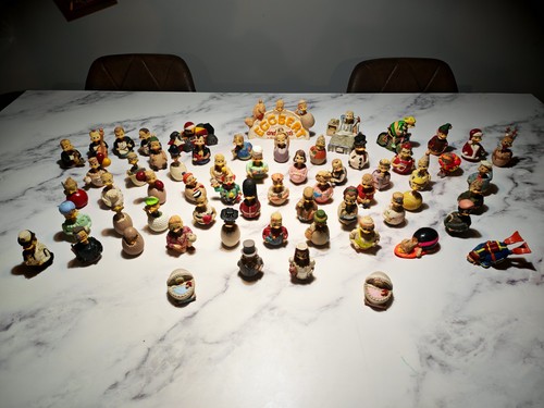 Eggbert friends collection - &,