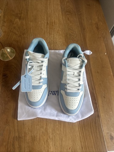 Off white out office - white,