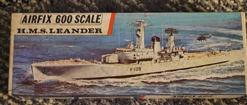 Vintage airfix hms leander - leander, f6s