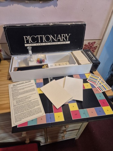 Pictionary board game 1987 - board,