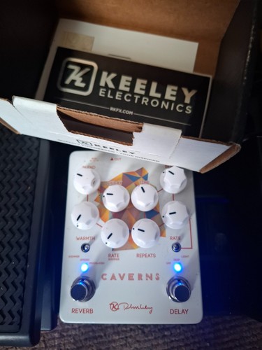 Keeley caverns delay reverb - keeley, v2