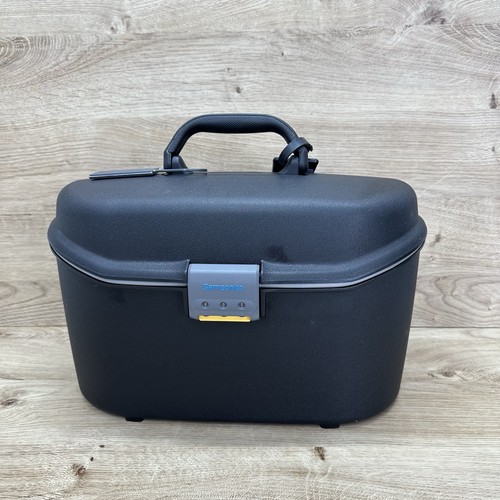 Samsonite hard shell oyster