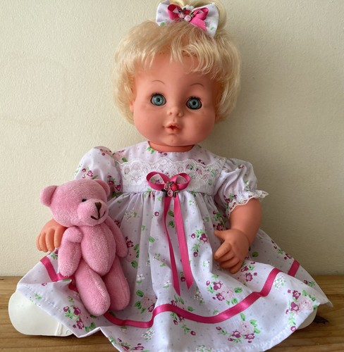 Beautiful vgc 1970s tiny - vgc,
