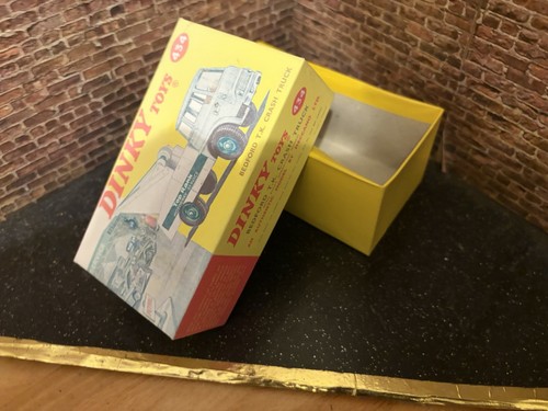 Dinky 434 bedford crash - tk,