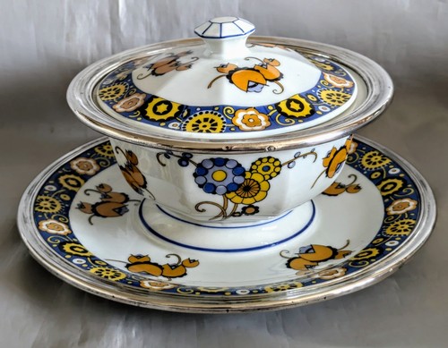 Saucer broth covered about - or,
