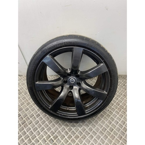 Nissan r35 alloy wheel tyre - alloy,