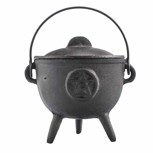 Cast iron cauldron with - cast,