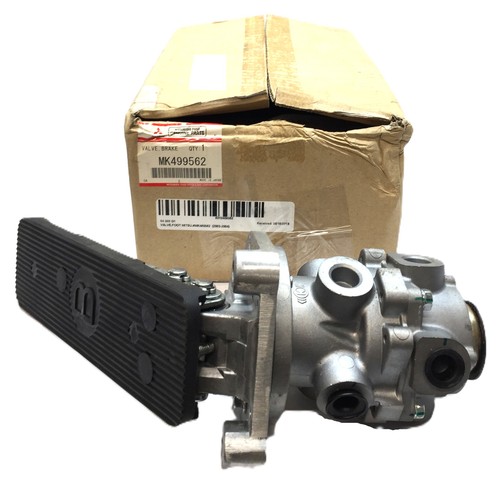 Mitsubishi foot brake valve - foot,