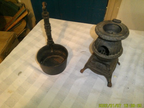 Vintage decorative cast - decorative,