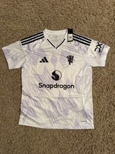 Manchester United 2025/2026 away kit Mbeumo #19 size medium