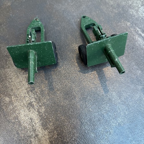 Britains toy pair howitzer - toy,