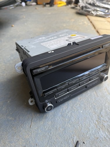 Volkswagen rcd310 oem radio - oem, cd