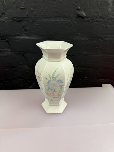 Royal winton blue floral - winton,