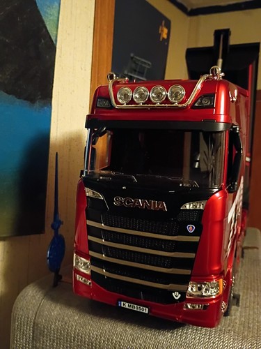 New huina 19ch rc - new, truck