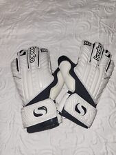 Sondico Kids Size 3 Goalie Gloves