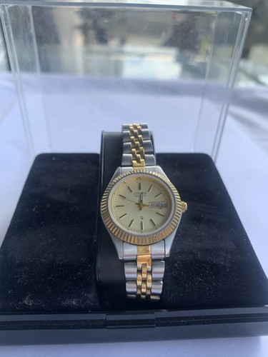 Vintage citizen quartz day - vintage,