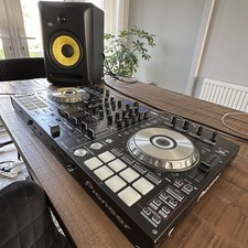 Pioneer DDJ-SX2 Serato DJ