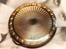 Kigu art deco gold tone guilloche Vintage Powder Compact: Makeup Mirror-1t
