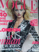 Vogue  August 2009 - Lovely