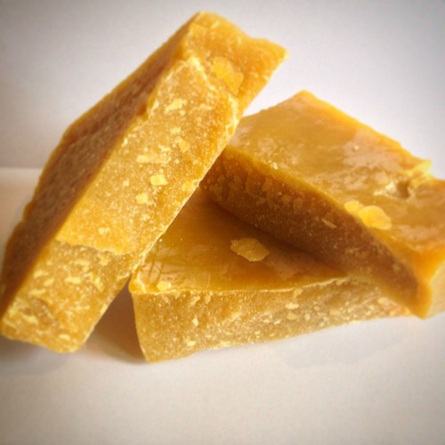 Locally filtered beeswax - filtered,