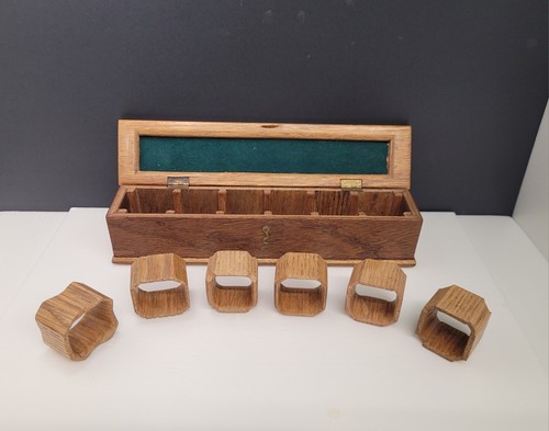 Vintage wooden napkin rings - wooden,