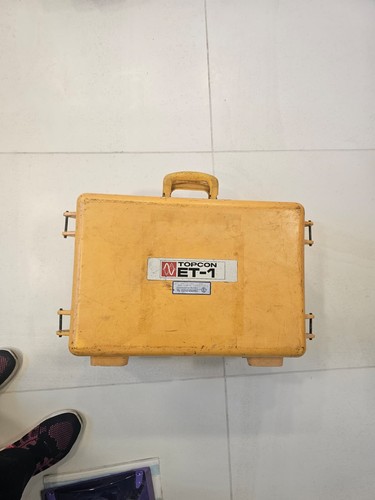 Topcon total station - total,