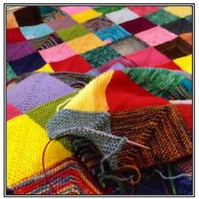 HA001 KNITTING PATTERN TRADITIONAL KNITTED GRANNY SQUARE MEMORY BLANKET