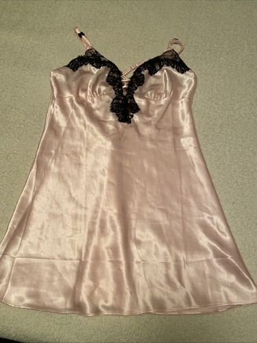 Pink satin half slip - half, m