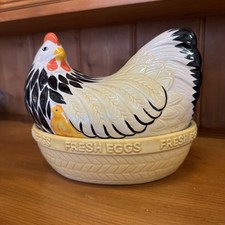 Mason Cash Chicken Egg Holder