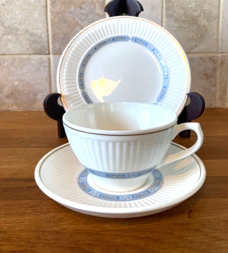 Wedgwood insignia blue - insignia,