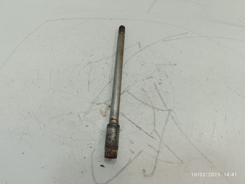 Front wheel pin - front, suzuki