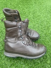 Altberg defender boots Uk 8M