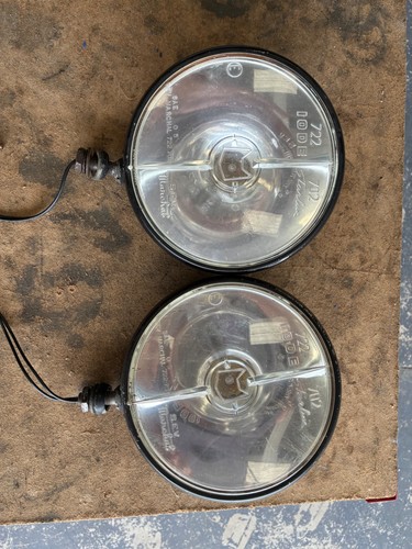 Pair marchal car - pair,