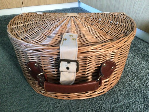 Wicker picnic basket set - basket,