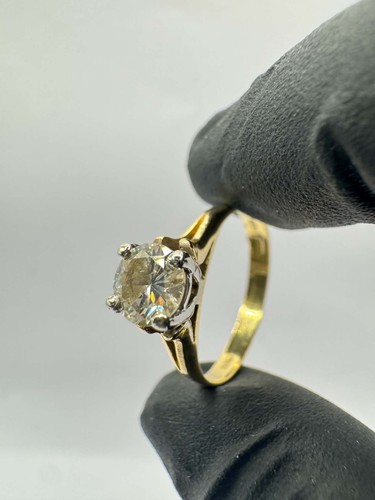 18ct solitaire brilliant - 18ct,