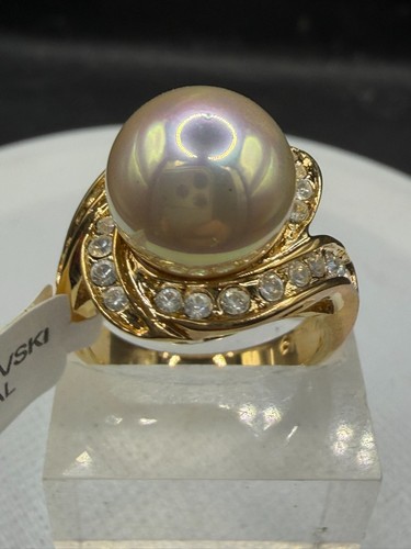 Gold pearl ring - womens, cz