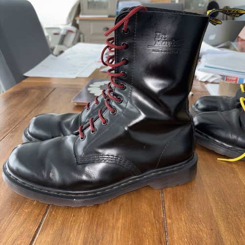 Martens airwair hole - martens, 10