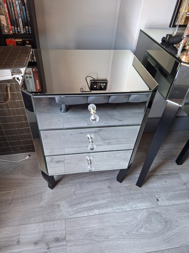 Glass mirrored chest - mirrored,