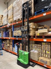 Full Electric Pallet Stacker