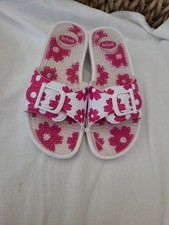 Dr Scholl New Massage Sliders