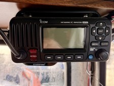 ICOM IC-M423G GPS VHF Radio