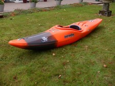 Pyranha 12r kayak - 3.68, m