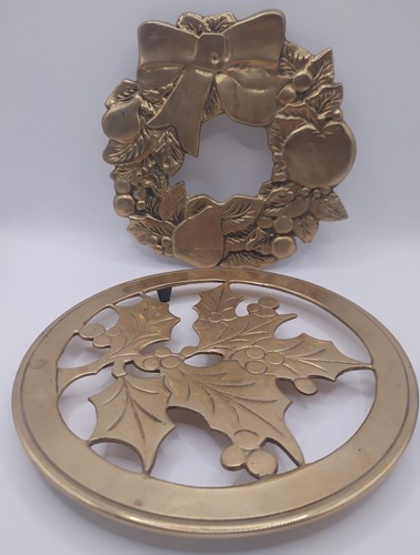 Brass trivets holiday - 2, trivets.