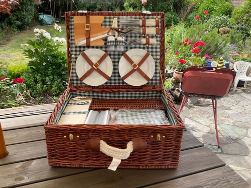 Outdoor brown new person - new,