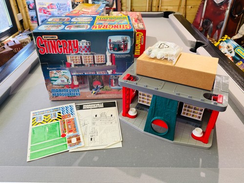 Matchbox stingray marineville - matchbox,