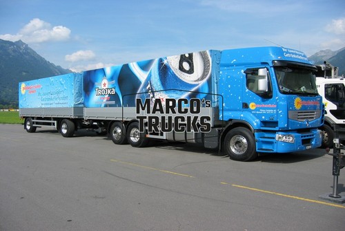 Truck photo renault - photo, premium