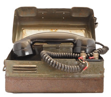 Vintage WW2 Army Military Field Telephone Set.
