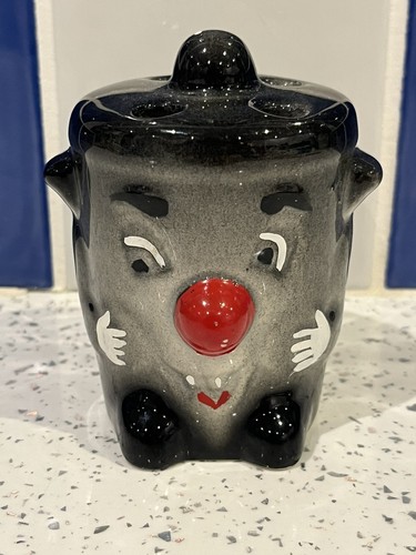 Vintage dusty bin - vintage, pencil/