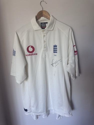 Nasser hussain match worn - match,